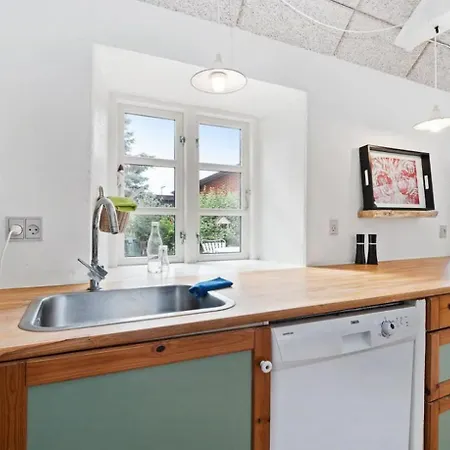 Holiday home Charming Cobbler's House Near The North Sea